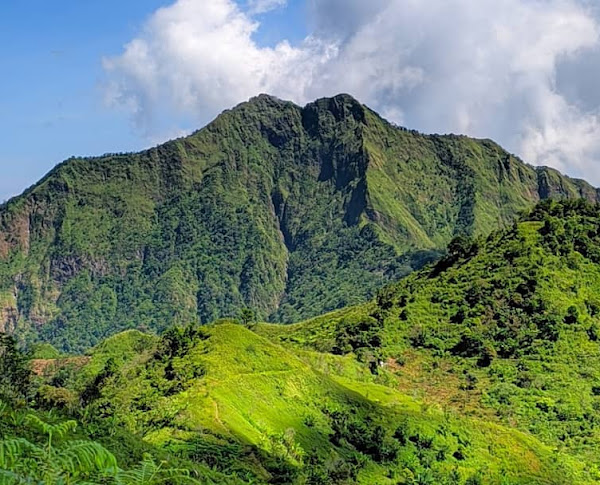 Hiking Gunung Muria 